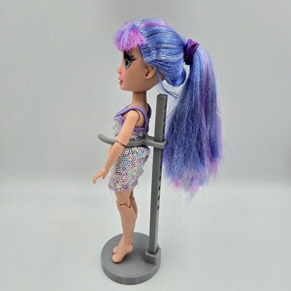 Rainbow High Violet Willow Doll Purple 2019 Read - Picture 3 of 10